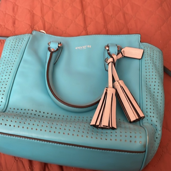 Small coach purse beautiful teal with cross body strap - Picture 4 of 5